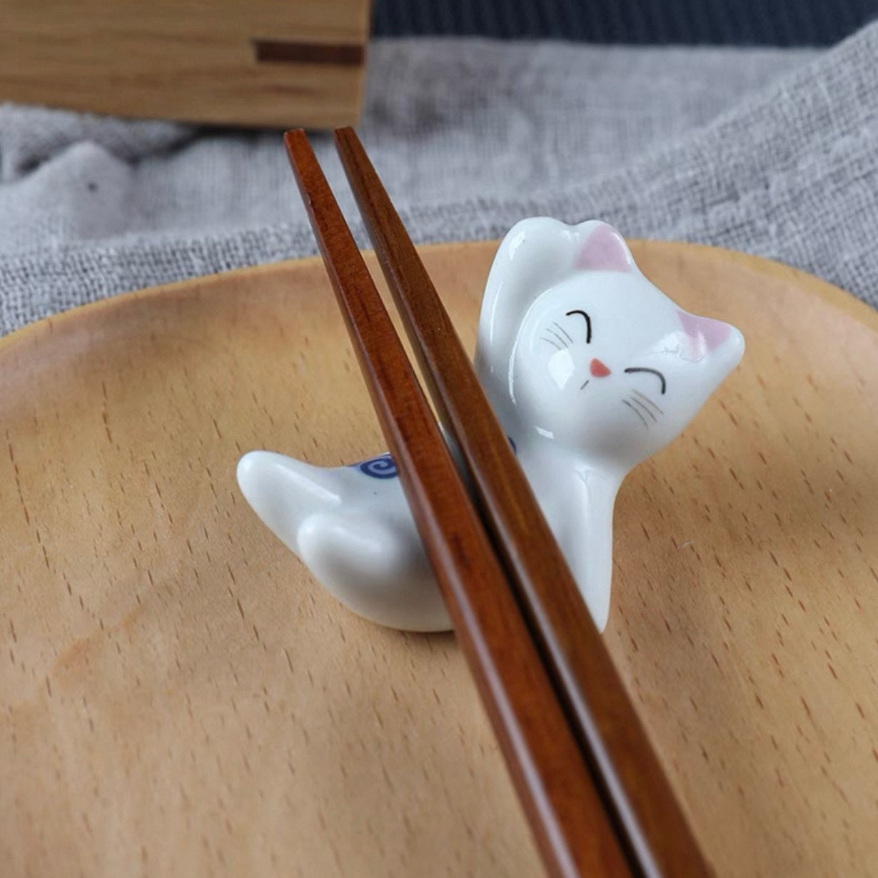Japanese Cute Cat Chopstick Rest