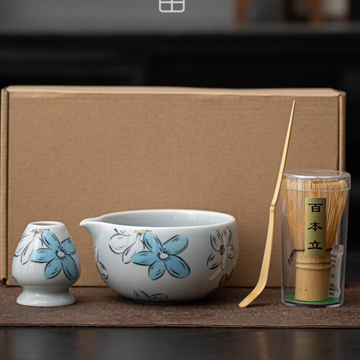 Ice Gray Blossoms Matcha Set 4 Pieces